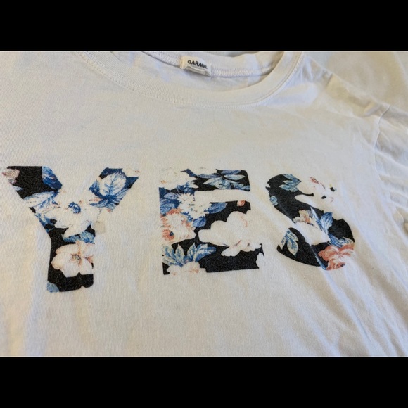 White Crop top - Picture 2 of 3